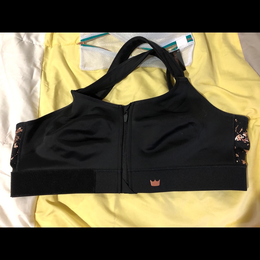 New with tags SHEFIT luxe 2 bra